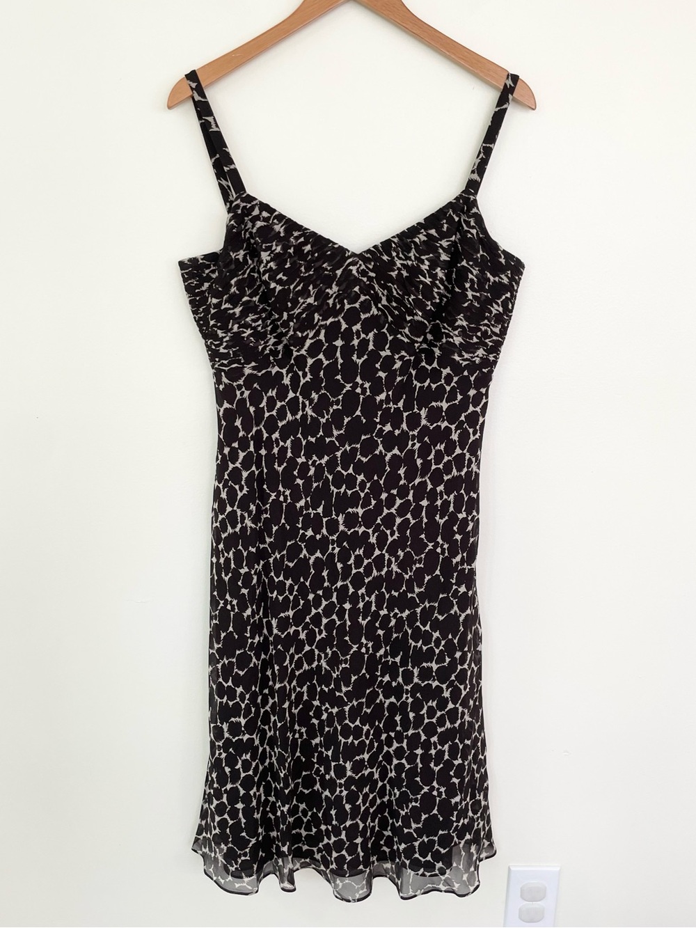 Vintage Ann Taylor 100% Silk Sweetheart Midi Dress Sz 12 Y2K Pleats Empire Waist